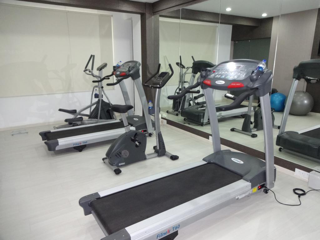Clarion Hotel President Chennai Esterno foto